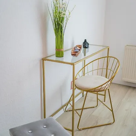 Golden Design Apartment, Zentral, Familie Und Business, 1000 Mbit شقة دوسبرغ